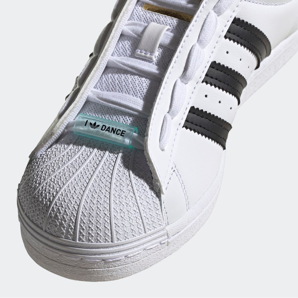 SOLD 🎉NEW adidas Superstar I Love Dance Womans Size 5.5 Pastel And Gold Details - Picture 2 of 4